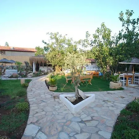 Kayakoy Hotel Apartahotel 3*